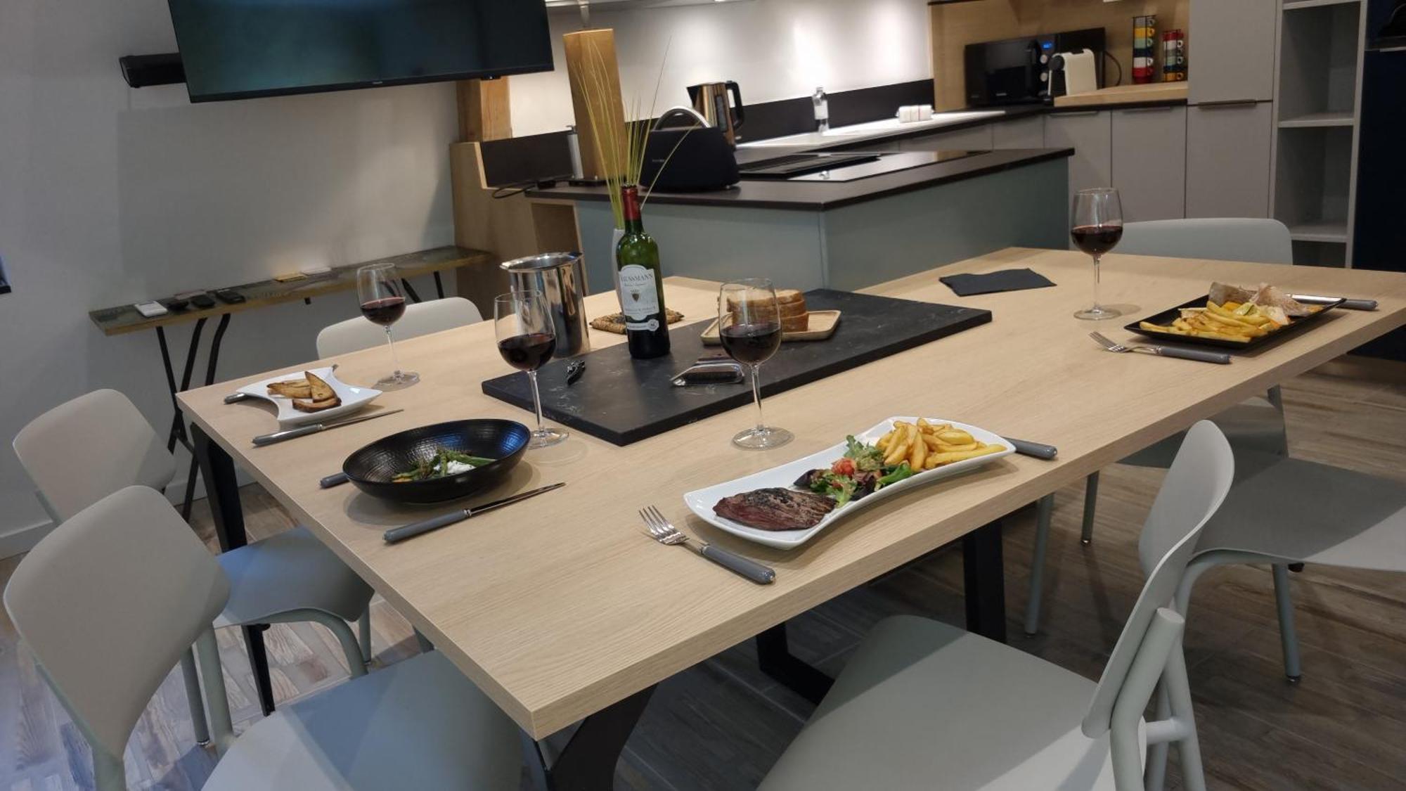 Appartement Avec Terrasse & Parking Sarlat Centre Экстерьер фото